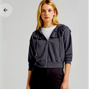 La Maison par Molly Bracken Sweater Full Zip Hoodie Ruffle Collar Active Size M